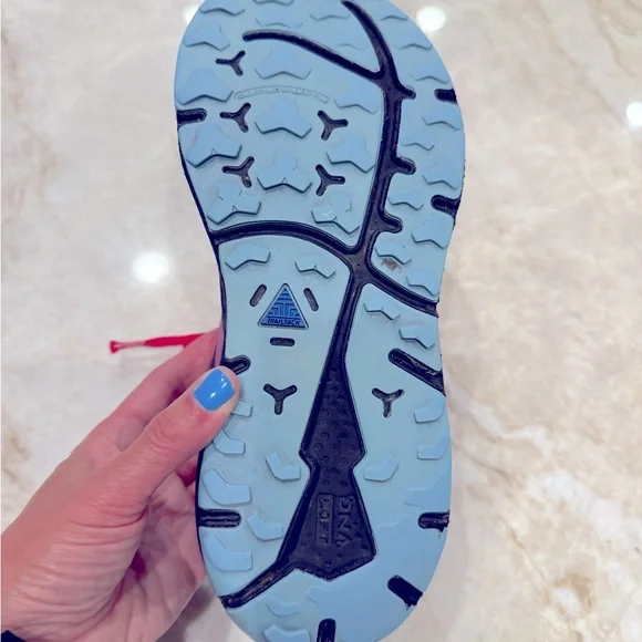 Brooks Women’s Divide 3 trail running shoe - Picture 11 of 12